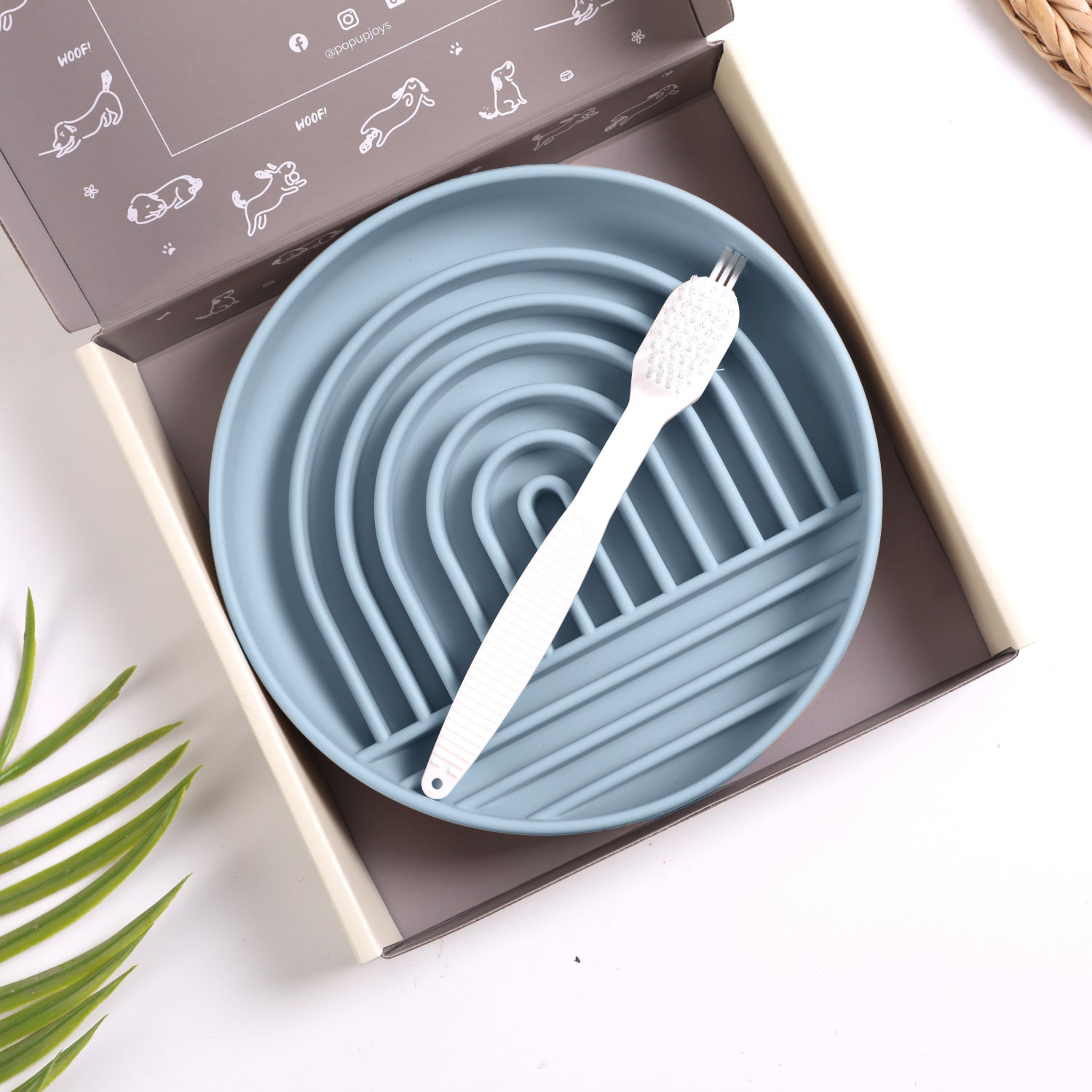 Leaden silicone slow feeder dog bowl with cleaning brush in branded gift box