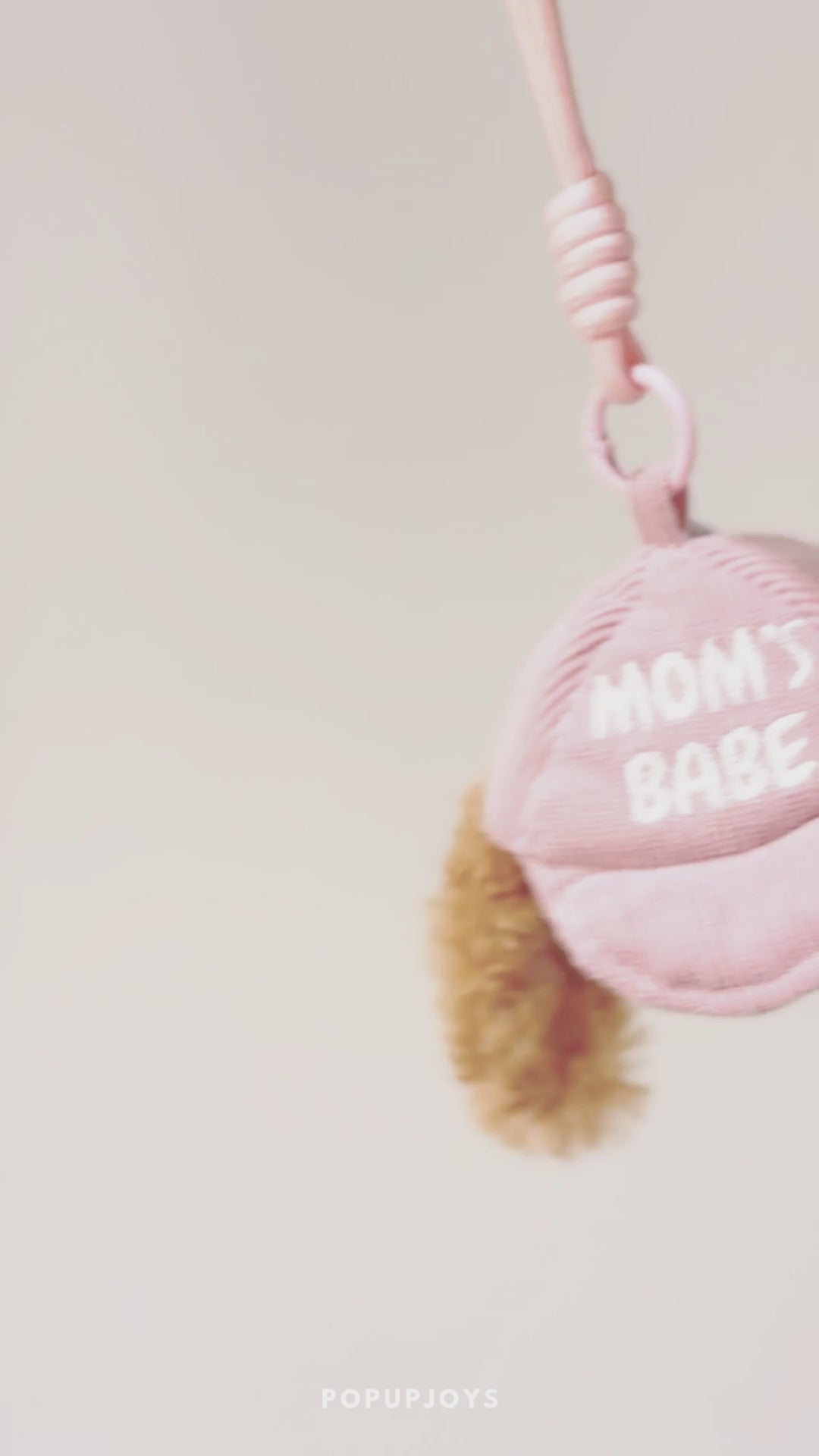 Demonstration of the CLIK travel dog enrichment toy showing how treats are hidden inside pockets and how a dog sniffs to find them.